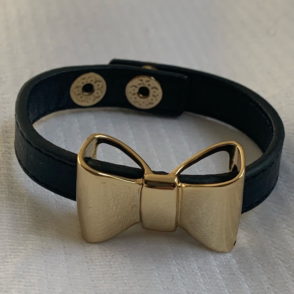 Bcbgeneration Gold Bow bracelet cuff